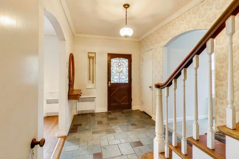 Tiny photo for 701 Elmore Street, Park Ridge, IL 60068 (MLS # 12575986)