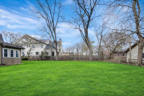 Tiny photo for 701 Elmore Street, Park Ridge, IL 60068 (MLS # 12575986)