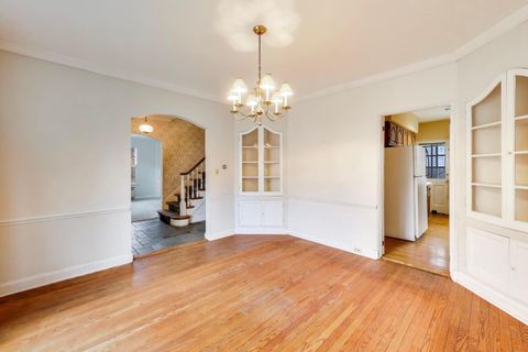 Tiny photo for 701 Elmore Street, Park Ridge, IL 60068 (MLS # 12575986)