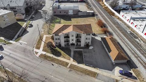 Tiny photo for 4500 Rumsey Avenue #2N, Oak Lawn, IL 60453 (MLS # 12539568)