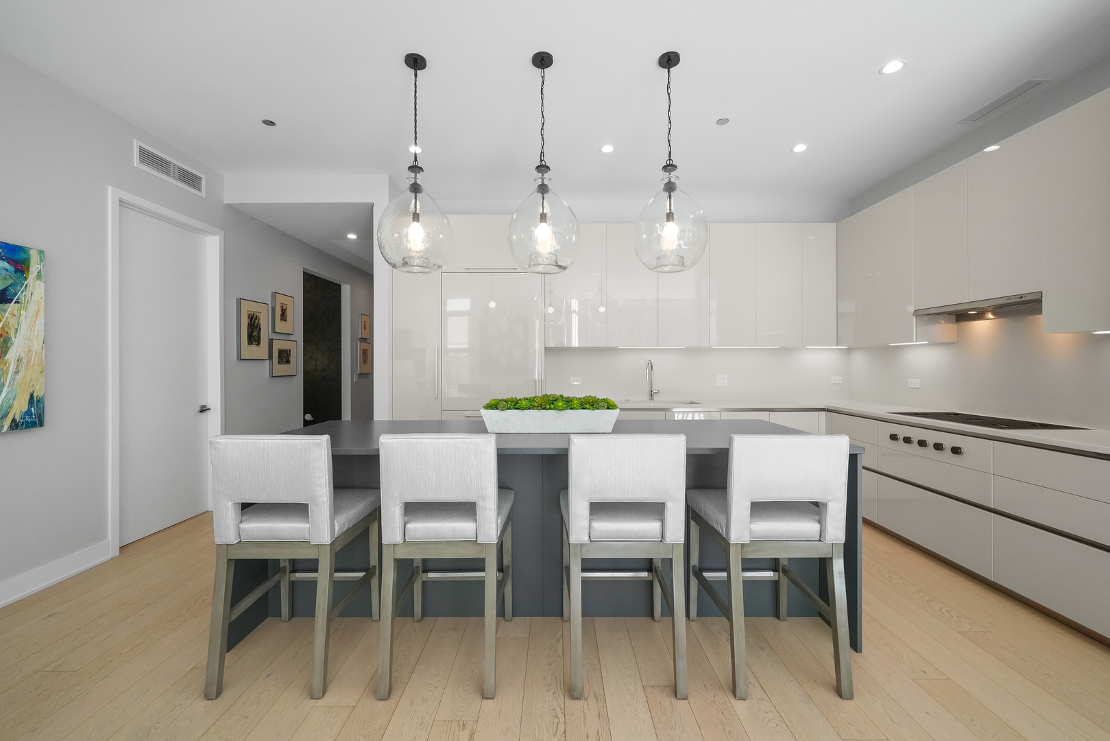 360 W Erie Street 3D
