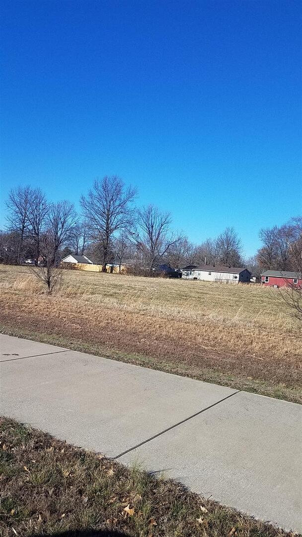 Lot 1 N FRONTAGE Road