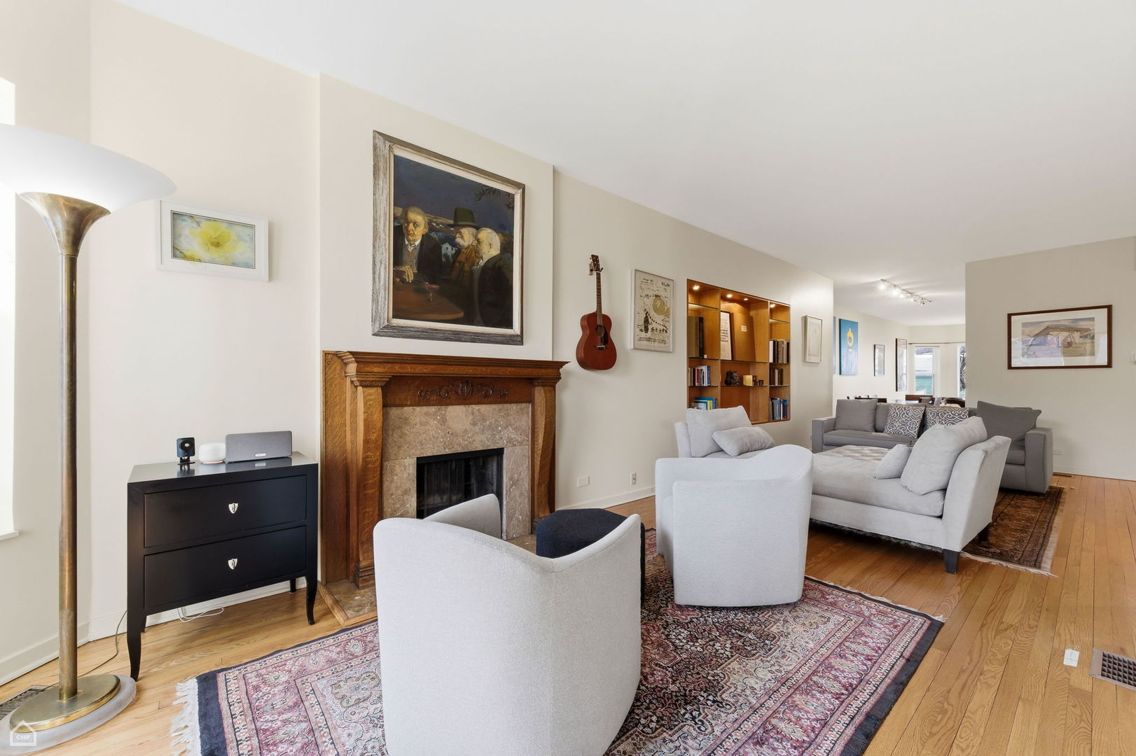 5530 S Kimbark Avenue