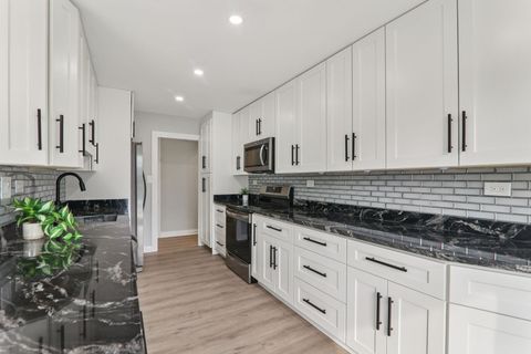 Tiny photo for 8650 Ferris Avenue #203, Morton Grove, IL 60053 (MLS # 12516436)