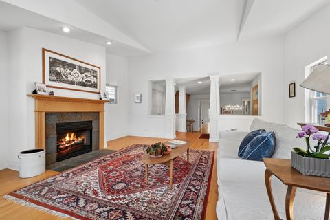 Tiny photo for 5725 N Jersey Avenue, Chicago, IL 60659 (MLS # 12624676)