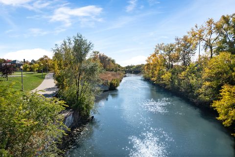 Tiny photo for 5725 N Jersey Avenue, Chicago, IL 60659 (MLS # 12624676)