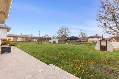 Tiny photo for 15636 Lockwood Avenue, Oak Forest, IL 60452 (MLS # 12524751)