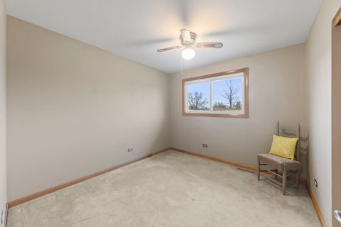 Tiny photo for 15636 Lockwood Avenue, Oak Forest, IL 60452 (MLS # 12524751)