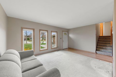 Tiny photo for 15636 Lockwood Avenue, Oak Forest, IL 60452 (MLS # 12524751)
