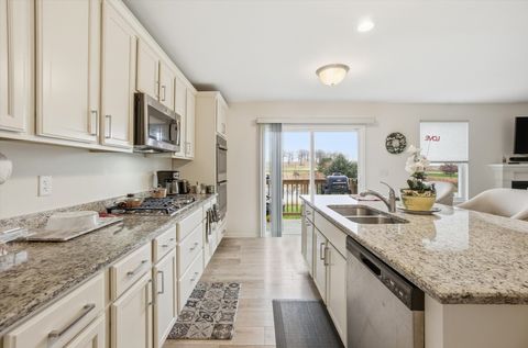 Tiny photo for 2122 Whitekirk Lane, Yorkville, IL 60560 (MLS # 12522229)