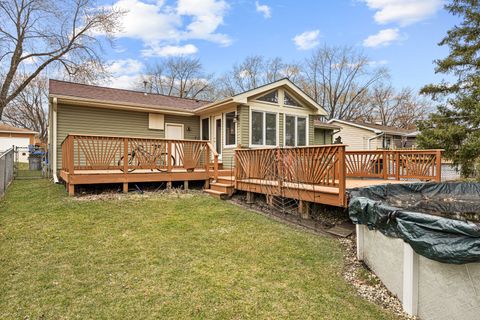 Tiny photo for 145 Concord Avenue, South Elgin, IL 60177 (MLS # 12587585)