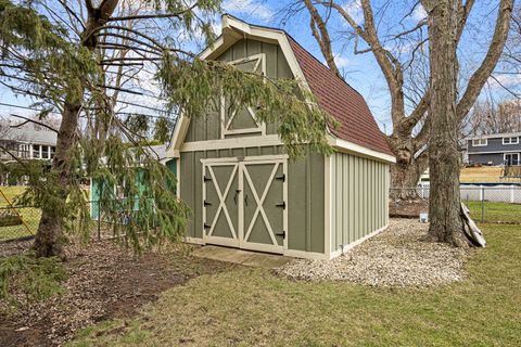 Tiny photo for 145 Concord Avenue, South Elgin, IL 60177 (MLS # 12587585)