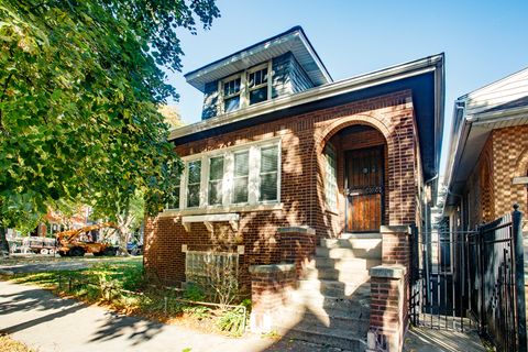 2152 W Webster Avenue Chicago IL 60647