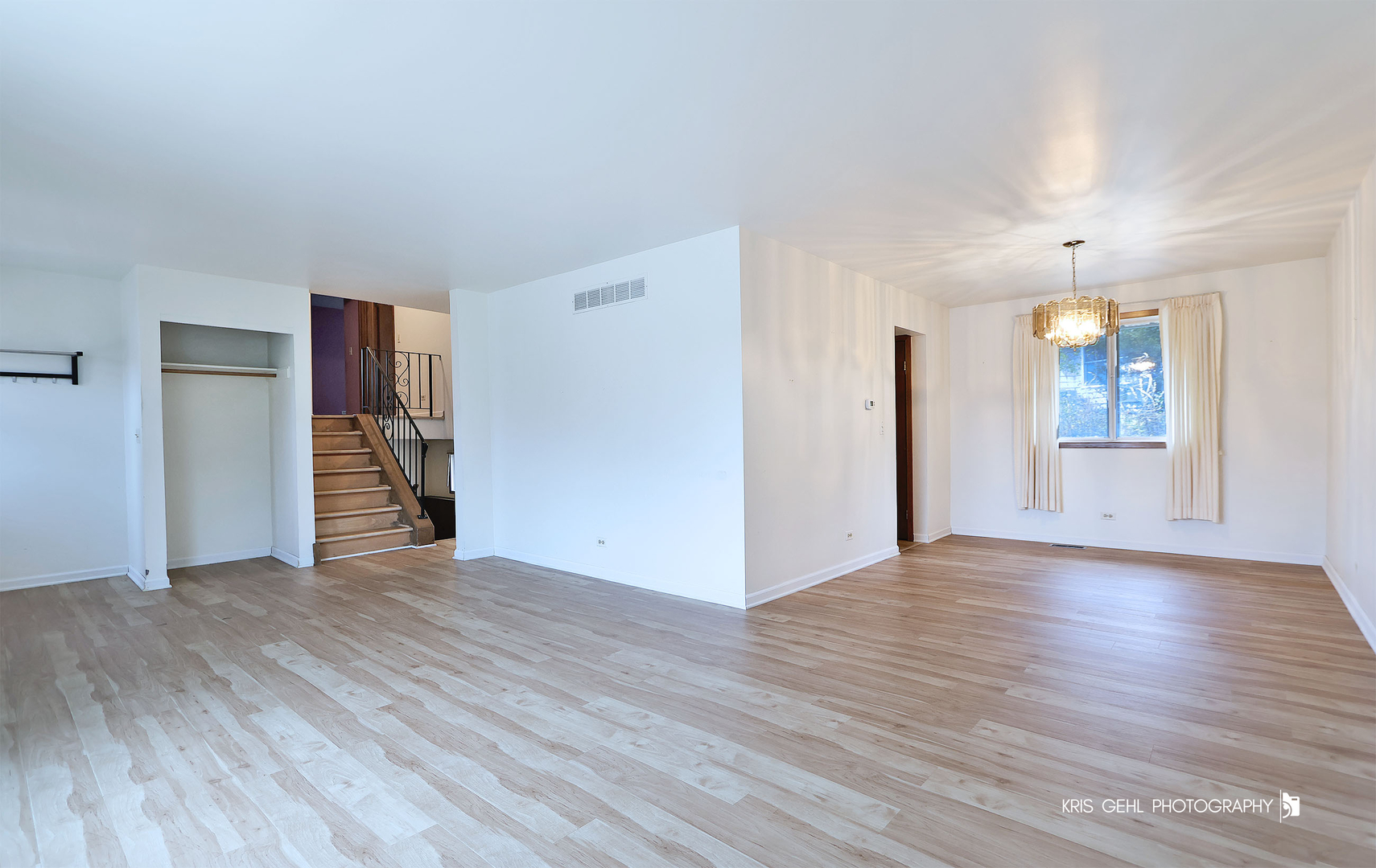 5S661 Buttonwood Court