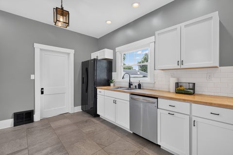 Tiny photo for 1456 Birchlawn Place, Ottawa, IL 61350 (MLS # 12735755)