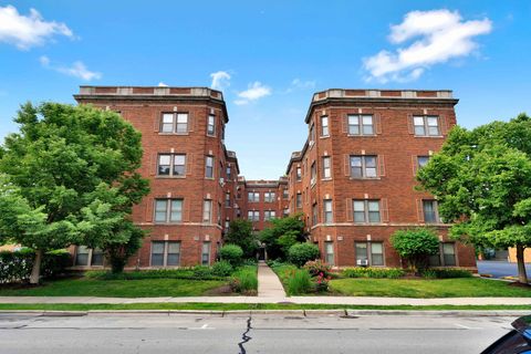 Photo of 58 Forest Avenue #2S, Riverside, IL 60546 (MLS # 12674145)