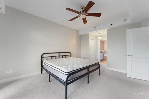 Tiny photo for 1 ITASCA Place #412, Itasca, IL 60143 (MLS # 12545621)