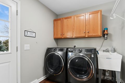 Tiny photo for 2504 Sun Valley Road, Lisle, IL 60532 (MLS # 12591768)