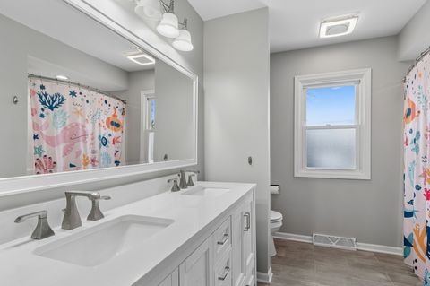 Tiny photo for 2504 Sun Valley Road, Lisle, IL 60532 (MLS # 12591768)