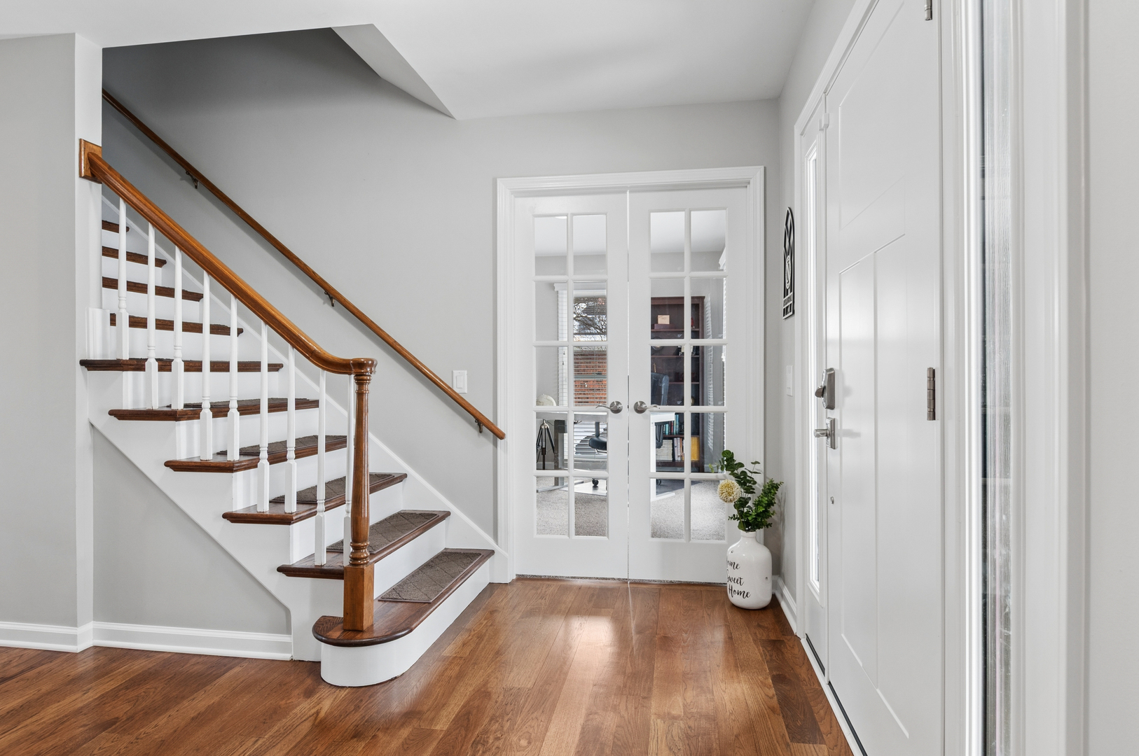 2504 Sun Valley Road