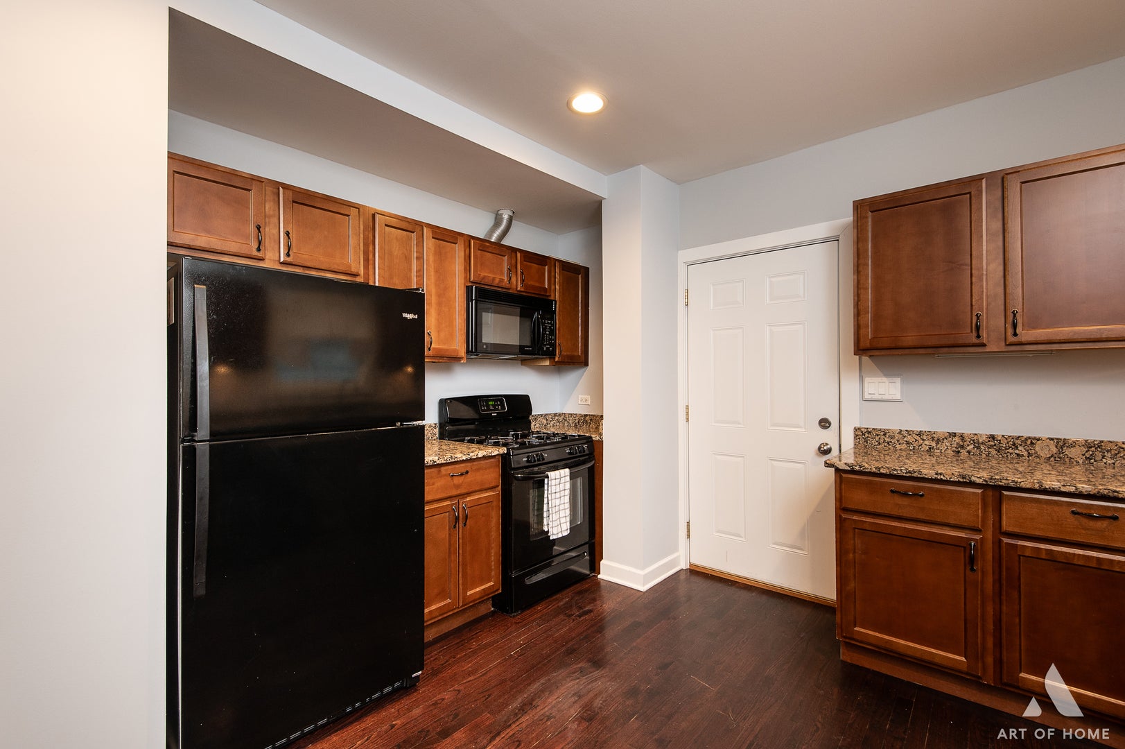 6144 W School Street - Photo 4