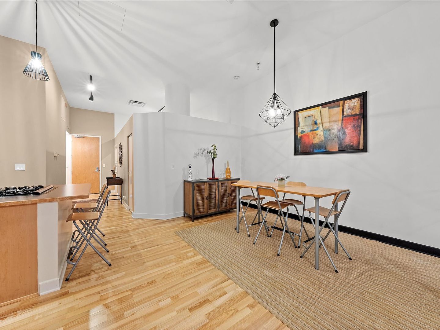 211 E Ohio Street 307