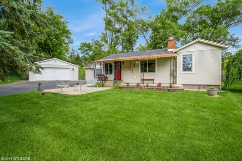 Tiny photo for 6206 Hilly Way, Cary, IL 60013 (MLS # 12728656)