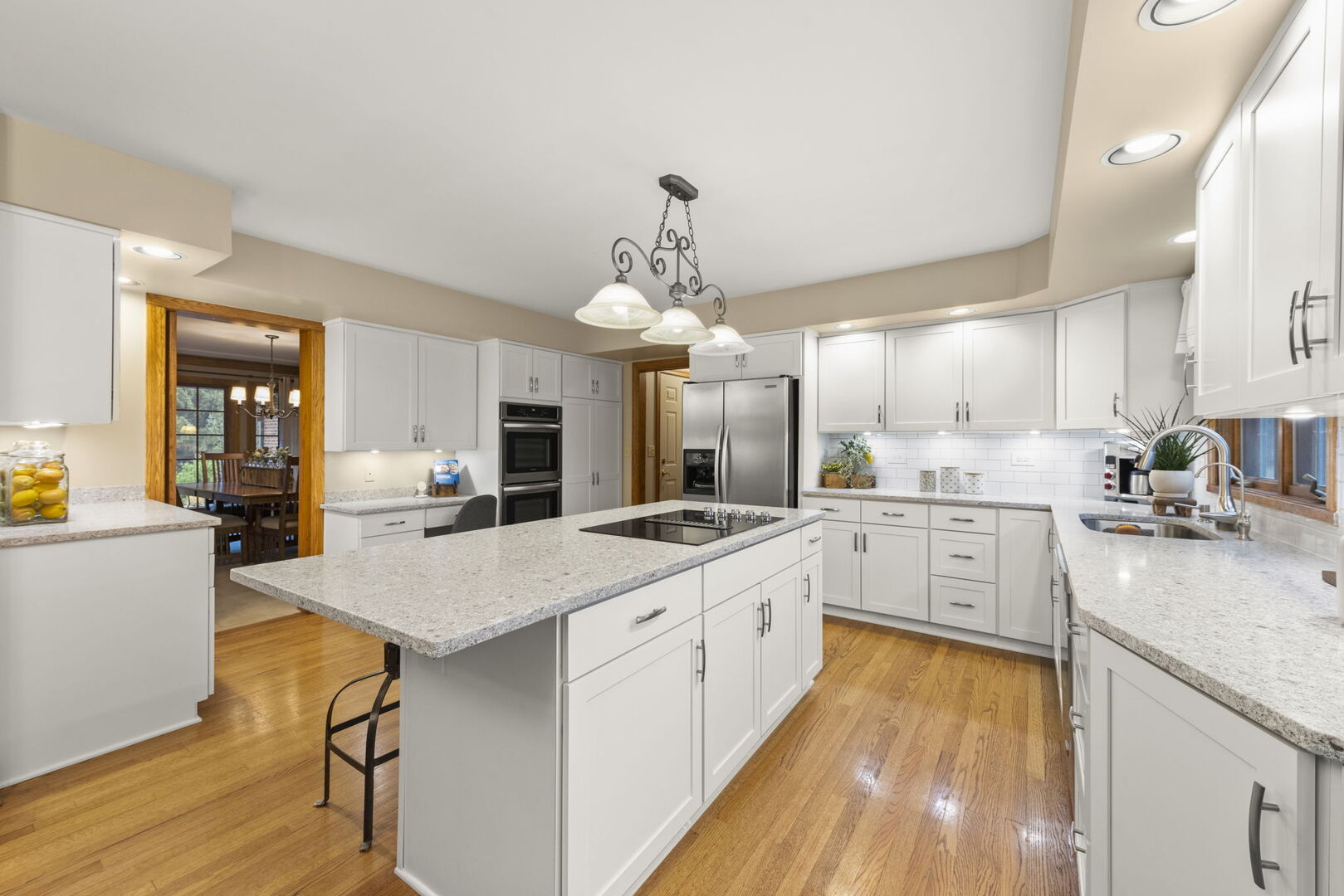 39W745 Crosscreek Lane