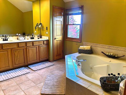 Tiny photo for 2484 Warwick Court, Aurora, IL 60503 (MLS # 12522979)