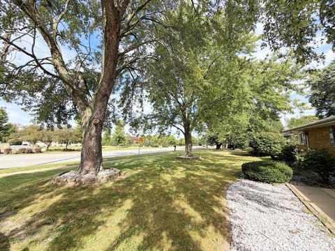 Tiny photo for 2148 E 3000 N Road, Bourbonnais, IL 60914 (MLS # 12755453)