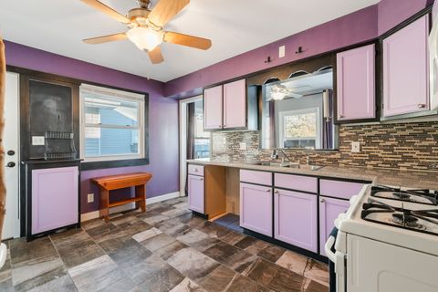 Tiny photo for 300 N Garfield Street, Hinckley, IL 60520 (MLS # 12554401)