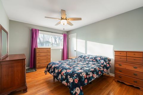 Tiny photo for 300 N Garfield Street, Hinckley, IL 60520 (MLS # 12554401)