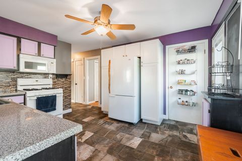 Tiny photo for 300 N Garfield Street, Hinckley, IL 60520 (MLS # 12554401)