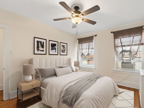 Tiny photo for 1044 W Balmoral Avenue #4C, Chicago, IL 60640 (MLS # 12695558)