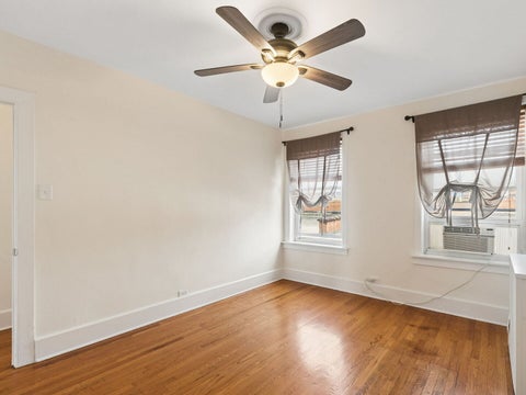 Tiny photo for 1044 W Balmoral Avenue #4C, Chicago, IL 60640 (MLS # 12695558)