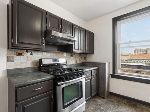 Tiny photo for 1044 W Balmoral Avenue #4C, Chicago, IL 60640 (MLS # 12695558)