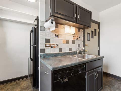 Tiny photo for 1044 W Balmoral Avenue #4C, Chicago, IL 60640 (MLS # 12695558)