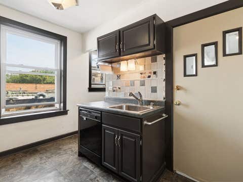 Tiny photo for 1044 W Balmoral Avenue #4C, Chicago, IL 60640 (MLS # 12695558)