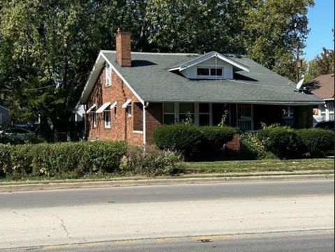 Tiny photo for 729 S 22nd Street, Decatur, IL 62521 (MLS # 12419958)