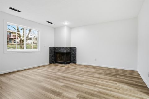 Tiny photo for 1305 Bancroft Drive, Bloomington, IL 61704 (MLS # 12604439)