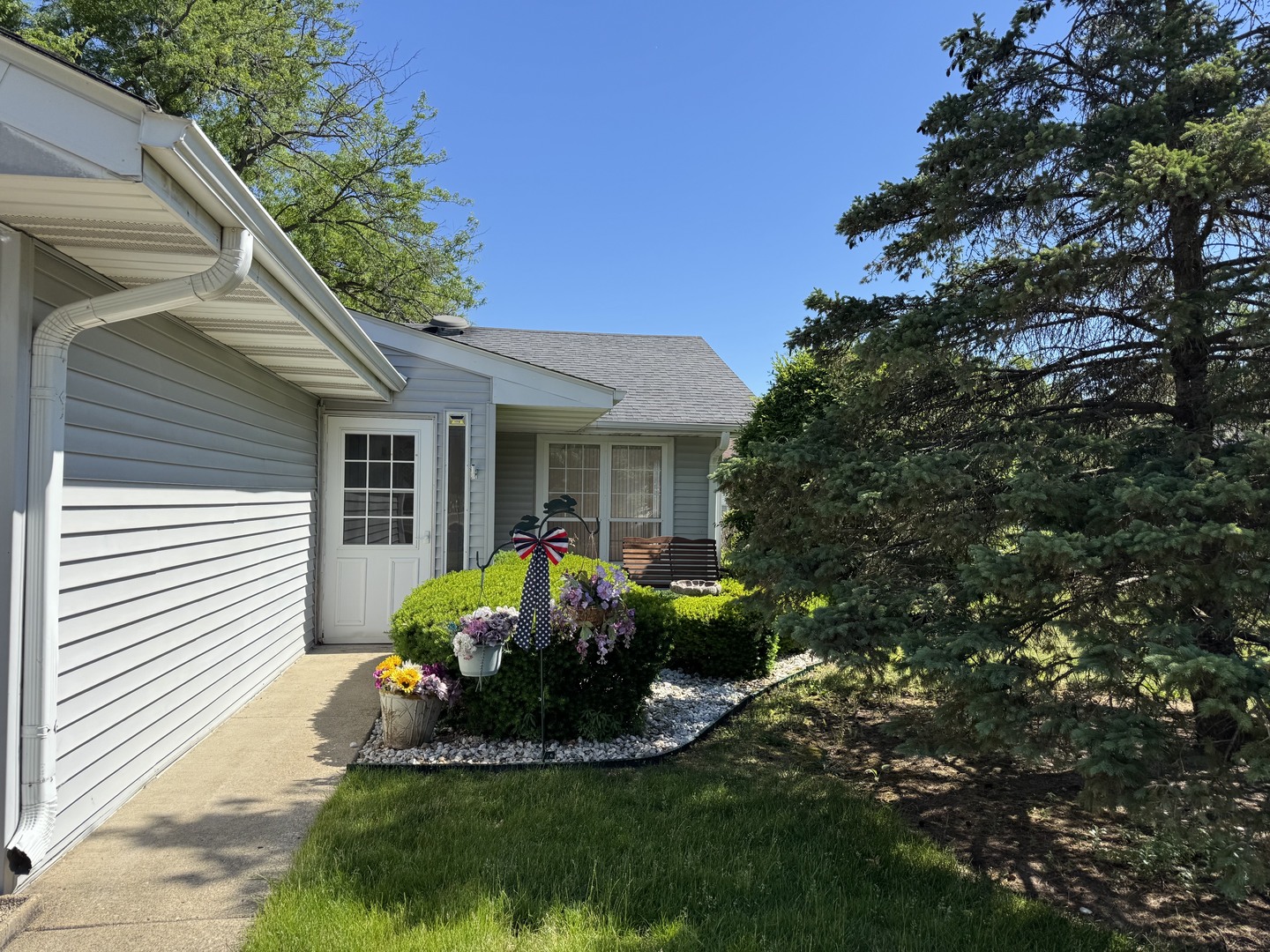 7304 Lynda Court