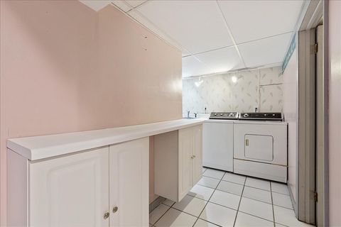 Tiny photo for 3640 S Lowe Avenue, Chicago, IL 60609 (MLS # 12493397)