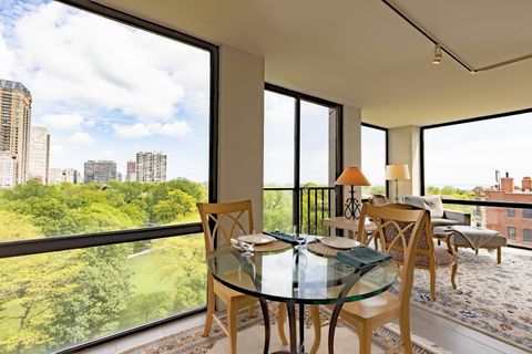Tiny photo for 345 W Fullerton Parkway #1001, Chicago, IL 60614 (MLS # 12395709)