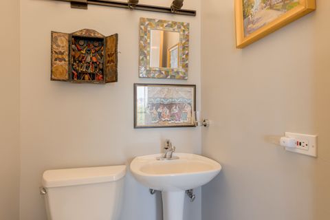 Tiny photo for 345 W Fullerton Parkway #1001, Chicago, IL 60614 (MLS # 12395709)