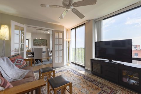 Tiny photo for 345 W Fullerton Parkway #1001, Chicago, IL 60614 (MLS # 12395709)
