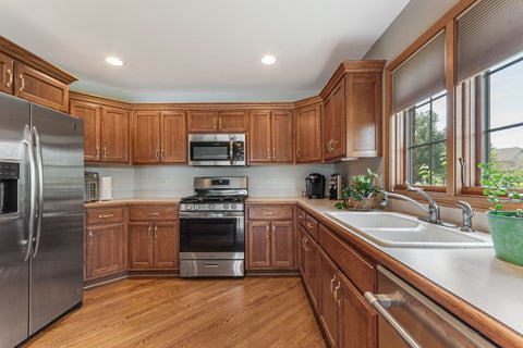Tiny photo for 12198 Oxford Court, Lemont, IL 60439 (MLS # 12763891)