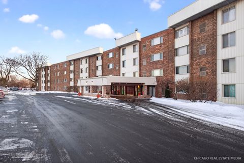 Photo of 841 N York Road #218, Elmhurst, IL 60126 (MLS # 12551641)