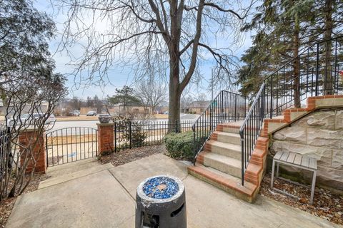 Tiny photo for 716 Prescott Court, Naperville, IL 60563 (MLS # 12558585)