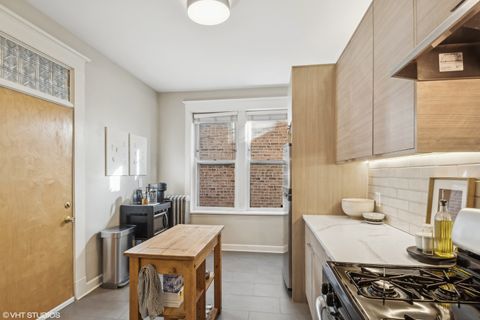 Tiny photo for 1443 W WAVELAND Avenue #1, Chicago, IL 60613 (MLS # 12298258)