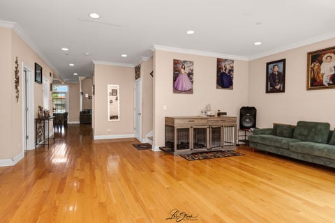 Tiny photo for 1730 Lunt Avenue, Des Plaines, IL 60018 (MLS # 12748223)